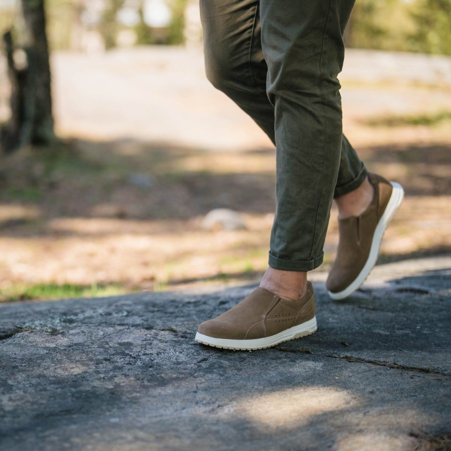 Pomar Sneakerit | Naakka Miesten Loaferit Sand Suede/Tan Sole