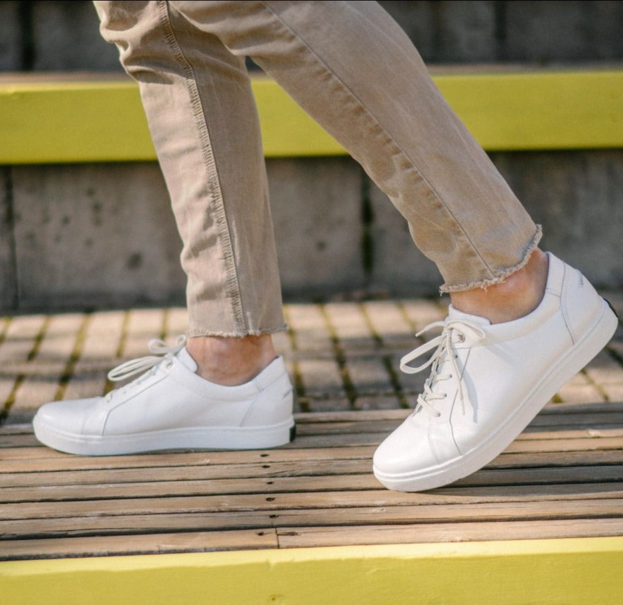 Pomar Sneakerit | Aho Miesten Tennarit White Soft Nappa